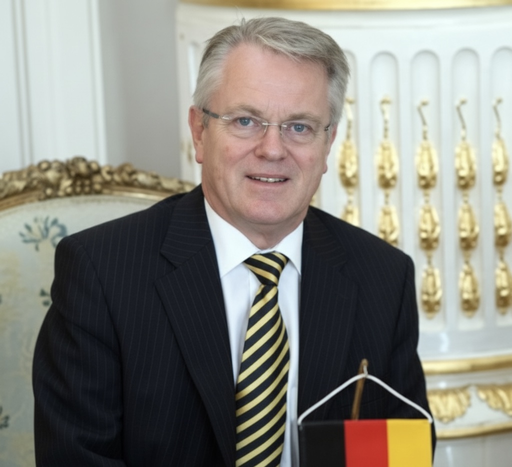 Dr. Axel Hartmann - Ambassador (ret.) to Germany